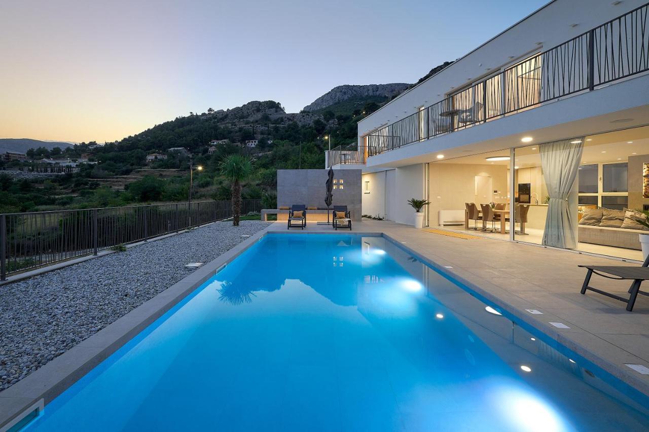 Design Villa Clavis-Brand New Villa With A View Klis Exterior foto